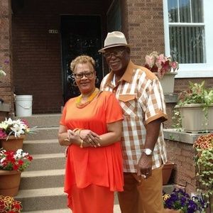 Meet your Posher, Gregory